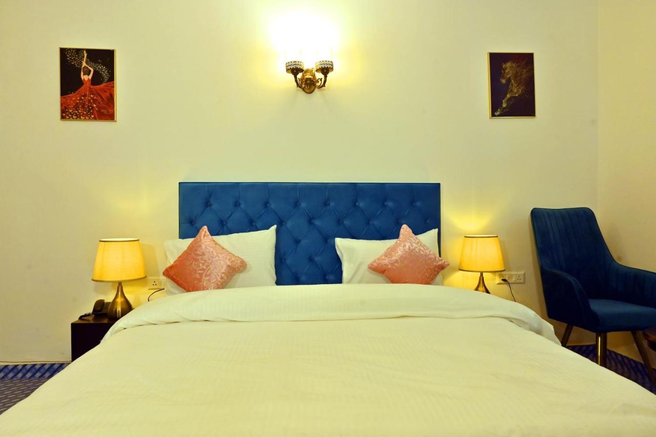 Jay Ally - Boutique Hotel New Delhi Exterior photo